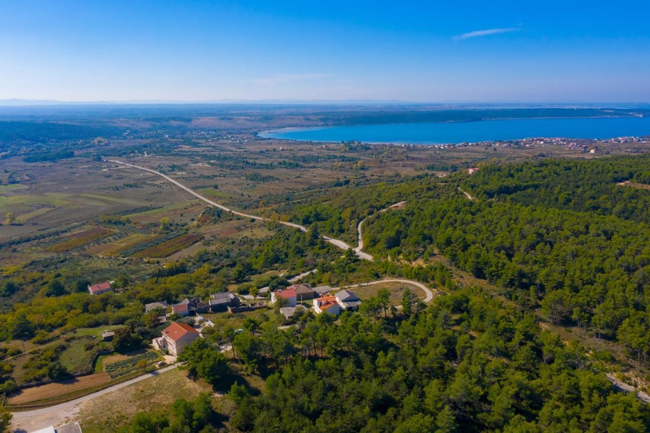 Apartments Luca Ražanac Εξωτερικό φωτογραφία
