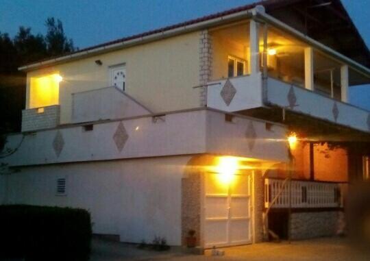 Apartments Luca Ražanac Εξωτερικό φωτογραφία