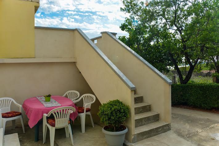 Apartments Luca Ražanac Εξωτερικό φωτογραφία